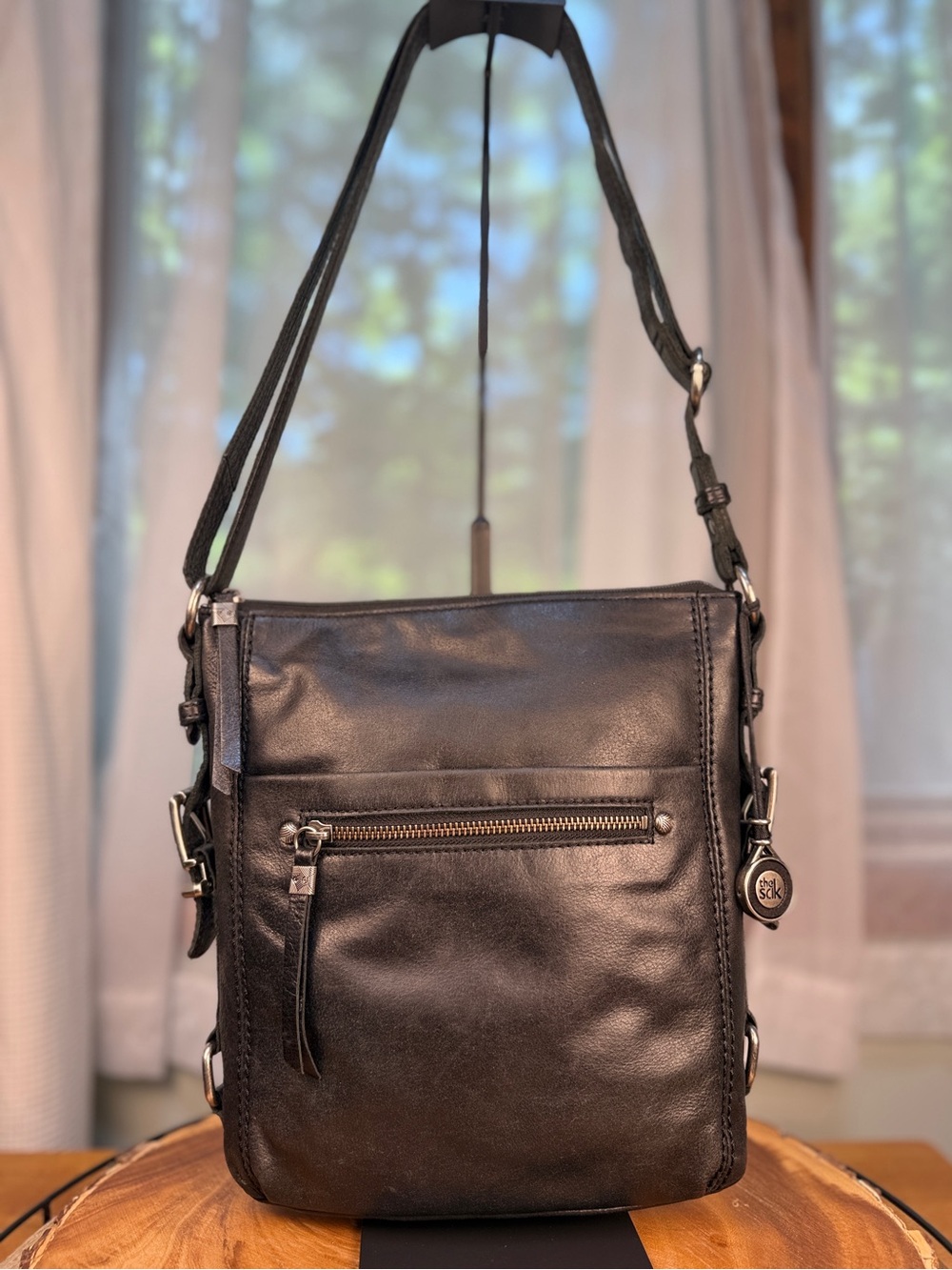 The Sak Iris Black Leather Crossbody Messenger Bag EUC